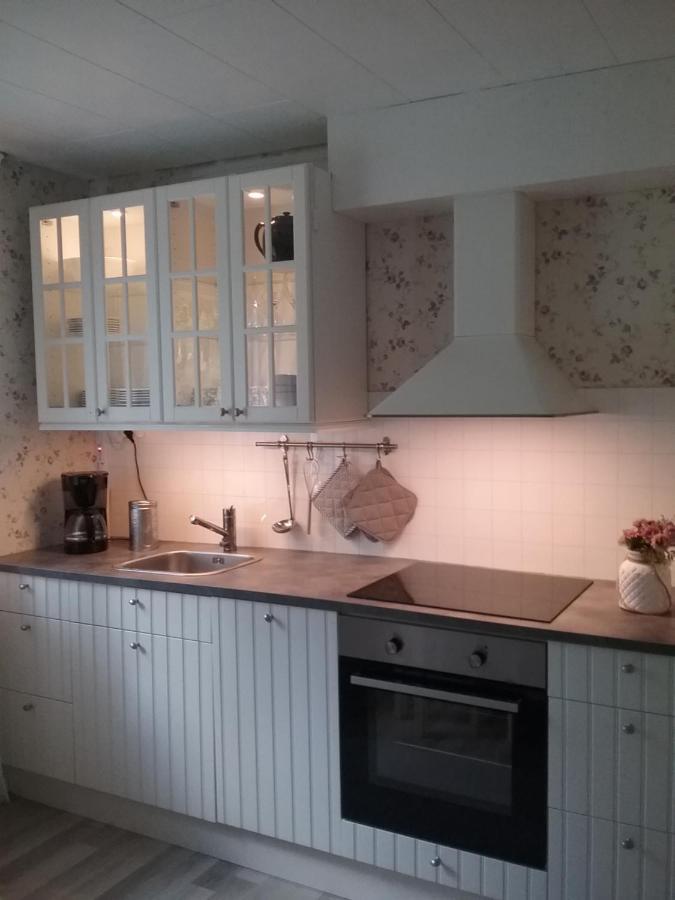 Bjoerkslingan Villa Vimmerby Bagian luar foto